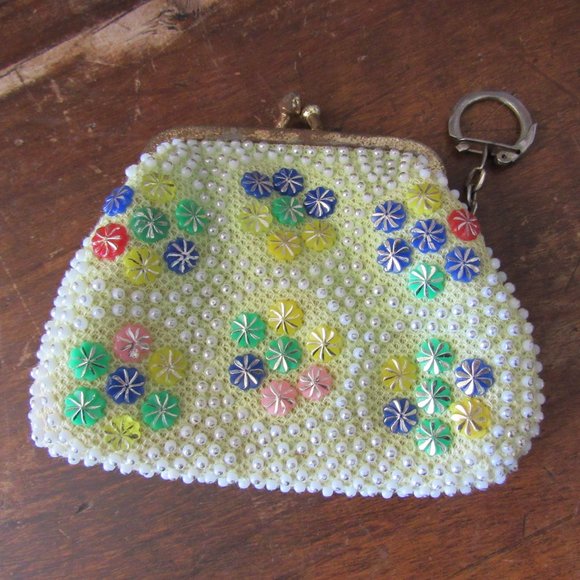Retro Bead and Sequin Change Purse - Picture 1 of 5